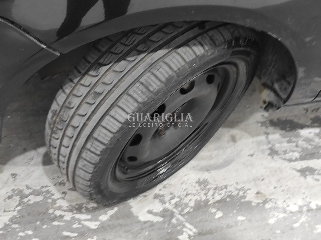 VOLKSWAGEN FOX 1.0 GII - imagem 7