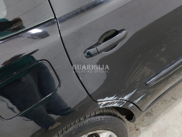 NISSAN GRAND LIVINA 18SL - imagem 30