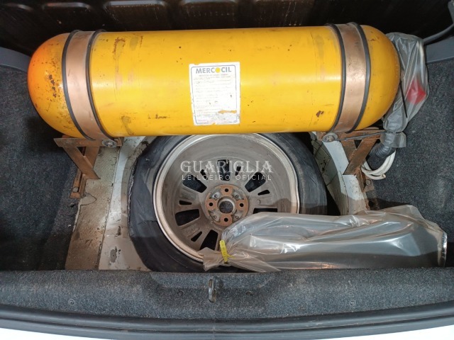 FIAT PUNTO ATTRACTIVE - imagem 16